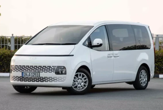 Hyundai Staria (Automat, 3.5 l, 9 miejsc)