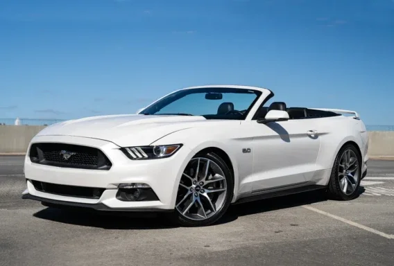 Ford Mustang (Automat, 2.3 l, 4 miejsca)